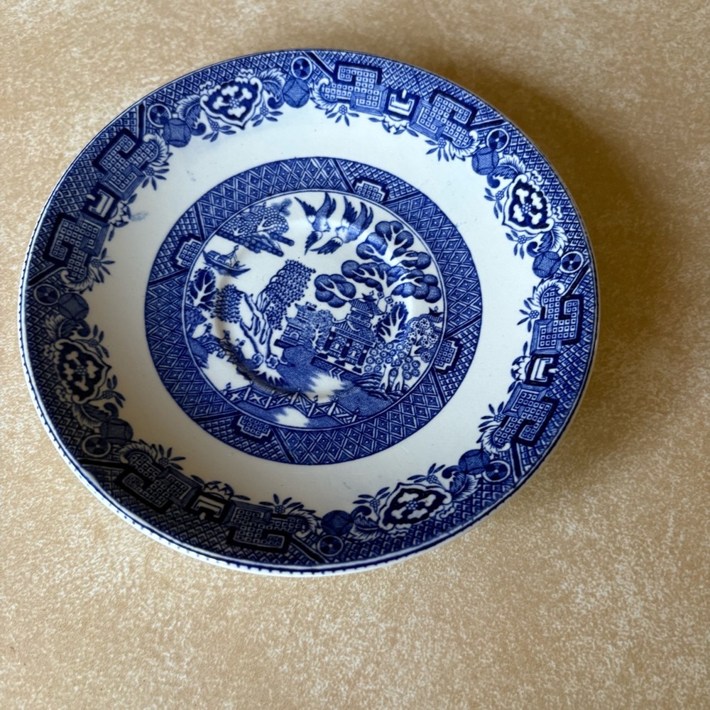 Blue Willow 5 3/8” Vintage Plate
